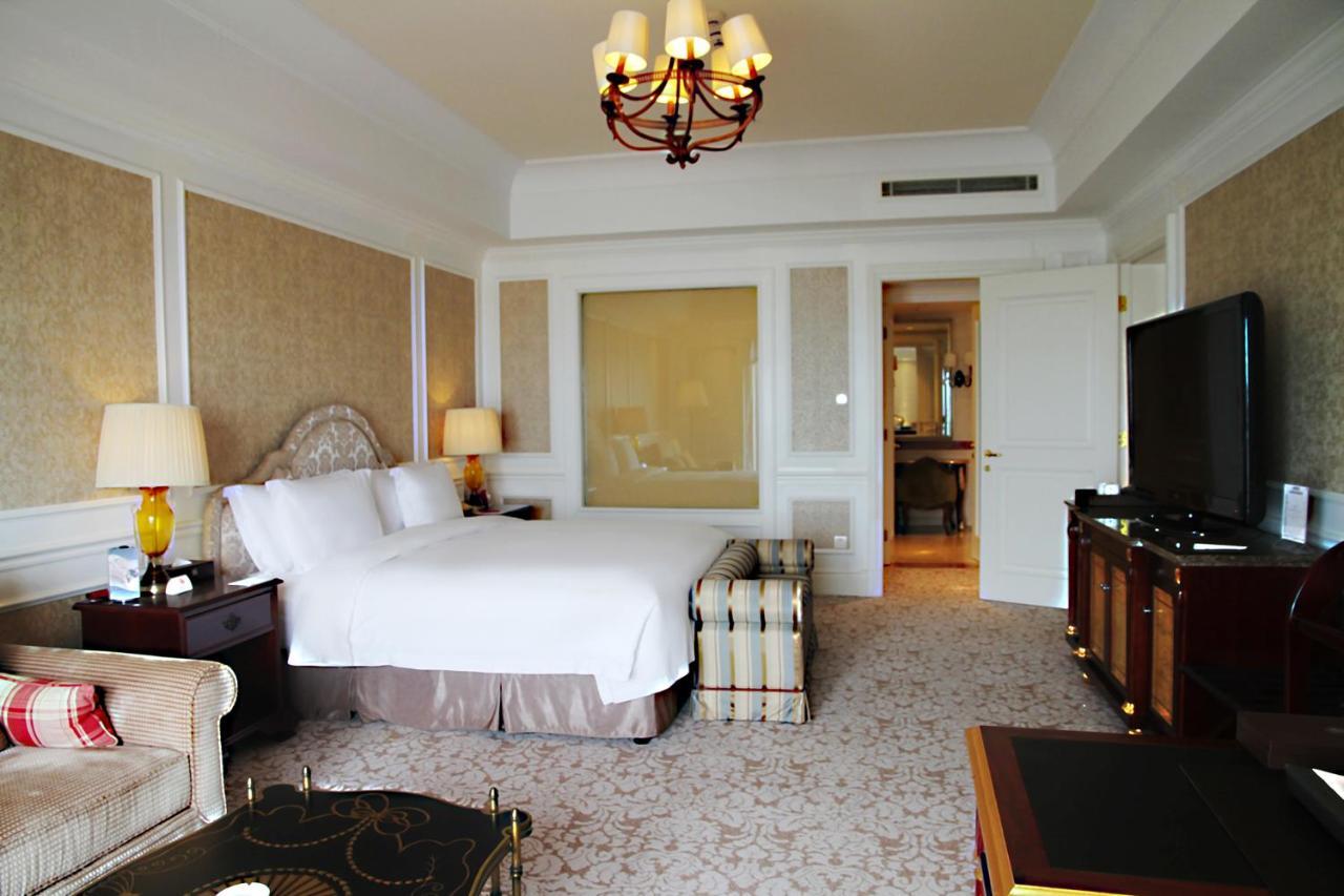 Crowne Plaza Ocean Spring Resort By Ihg Jimo Eksteriør billede