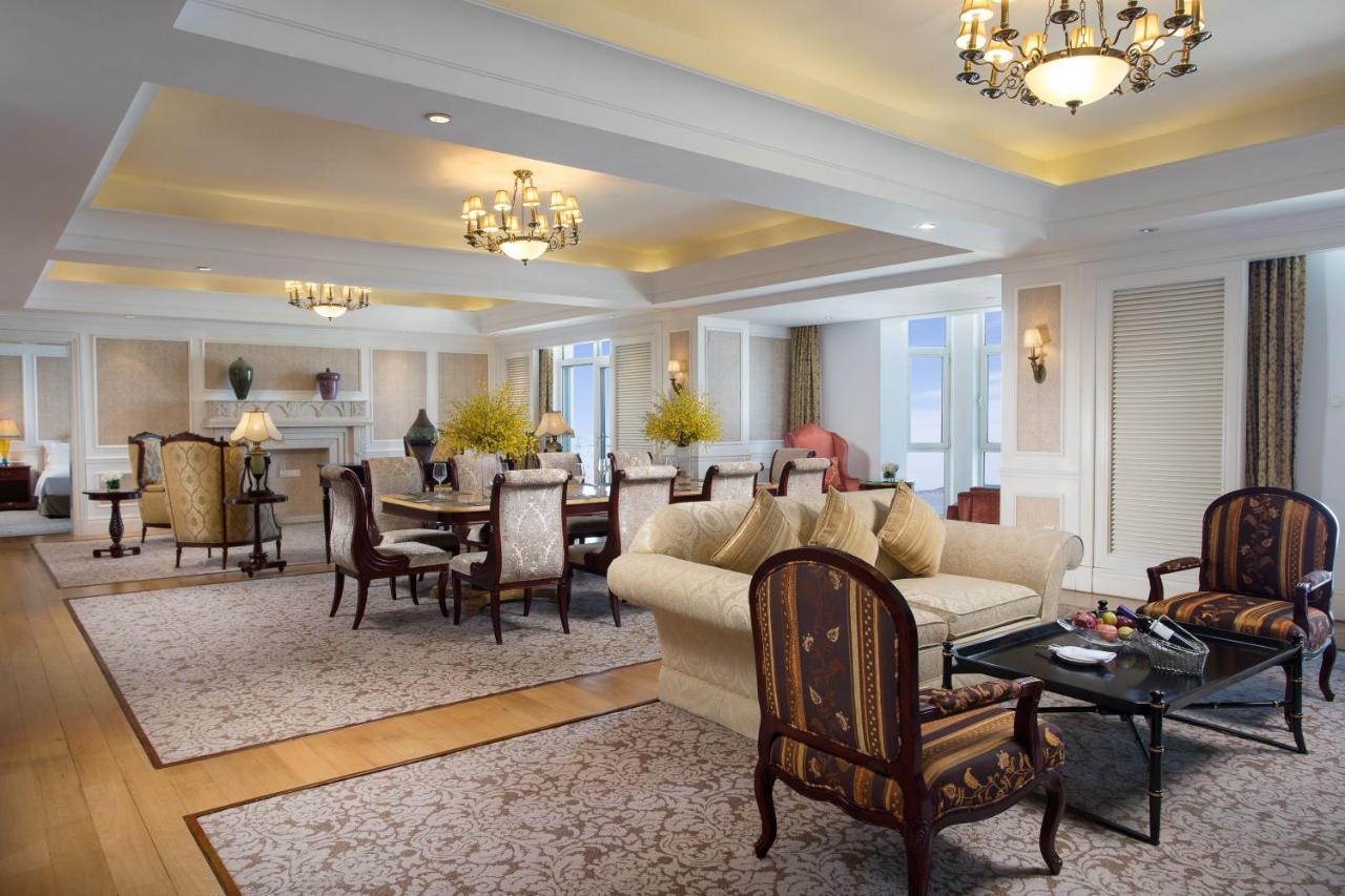 Crowne Plaza Ocean Spring Resort By Ihg Jimo Eksteriør billede