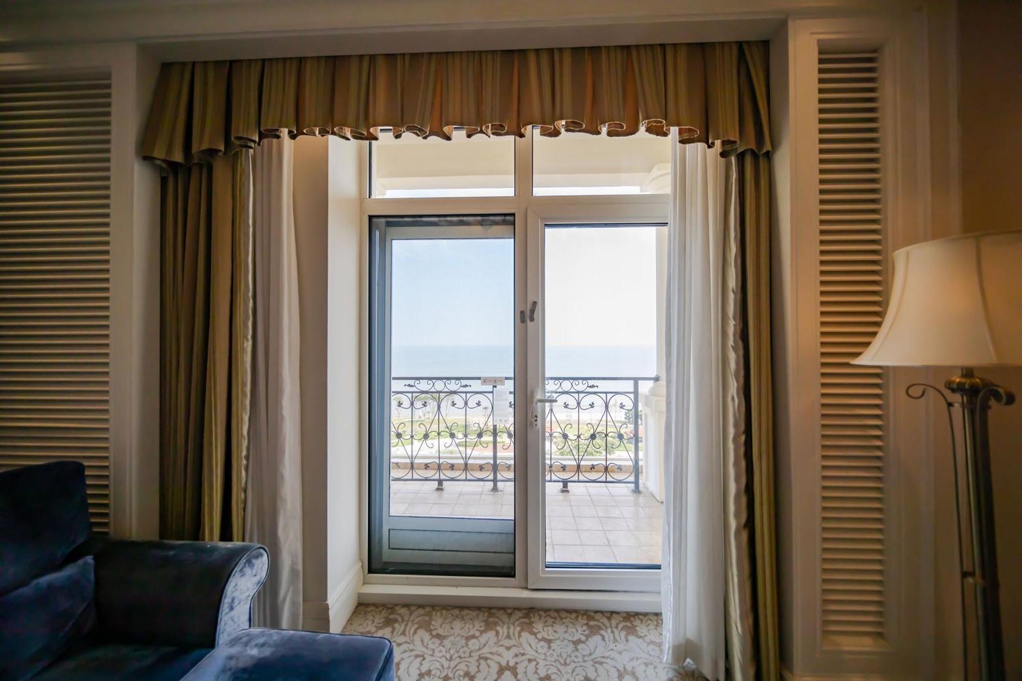 Crowne Plaza Ocean Spring Resort By Ihg Jimo Eksteriør billede